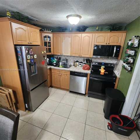 11520 SW 136th St, Miami, FL 33176