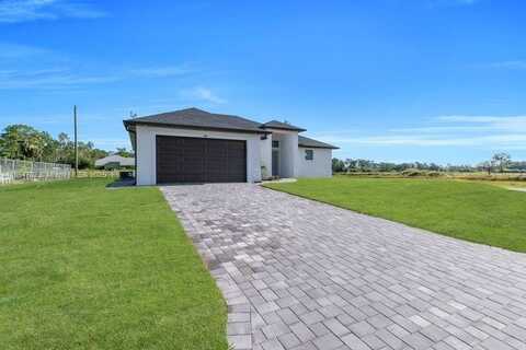 4507 E 9th ST, Lehigh Acres, FL 33972