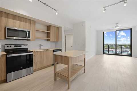 555 NE 8th St, Fort Lauderdale, FL 33304