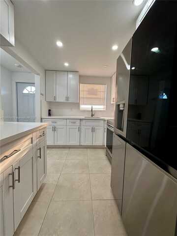 603 S State Road 7, Margate, FL 33068