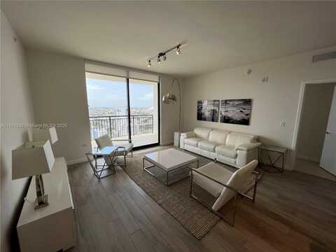 999 SW 1st Ave, Miami, FL 33130