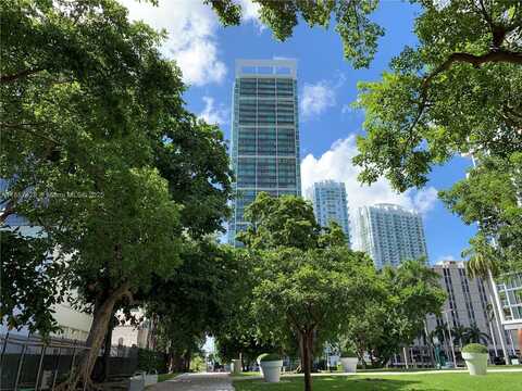 500 Brickell Ave, Miami, FL 33131