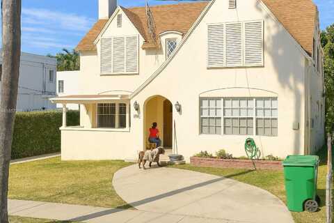 2619 SW 5th St, Miami, FL 33135