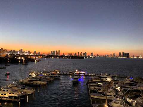 1800 Sunset Harbour Dr, Miami Beach, FL 33139