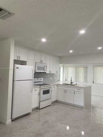 4903 NW 42nd Ave, Tamarac, FL 33319