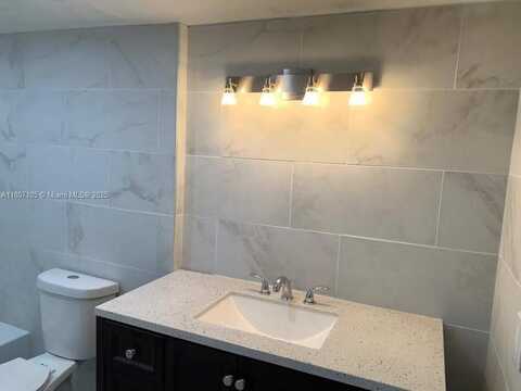 1301 NE Miami Gardens Dr, Miami, FL 33179