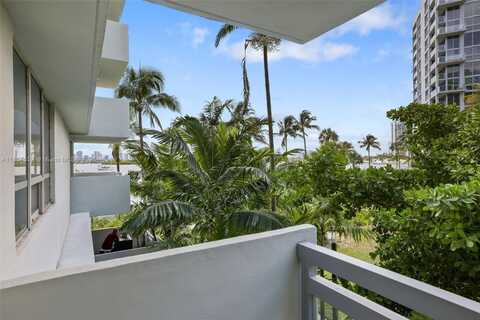 1500 Bay Rd, Miami Beach, FL 33139