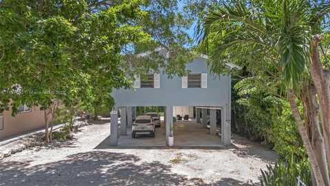 139 N Bay Harbor Dr, Key Largo, FL 33037