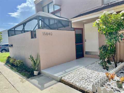 15840 SW 90th Ct, Palmetto Bay, FL 33157