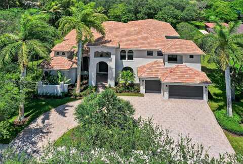 3303 W Stonebrook Cir, Davie, FL 33330