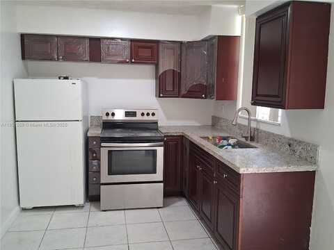 6103 SW 69th St, South Miami, FL 33143