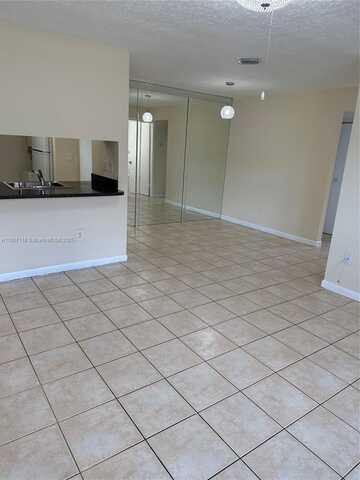 15302 SW 72nd St, Miami, FL 33193