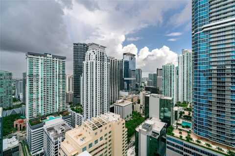 1200 Brickell Bay Dr, Miami, FL 33131