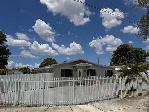 3200 W 7th Ave, Hialeah, FL 33012
