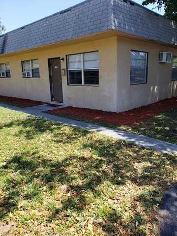 893 NE 39th St, Oakland Park, FL 33334