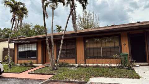 10680 Cherry Ave, Pembroke Pines, FL 33026