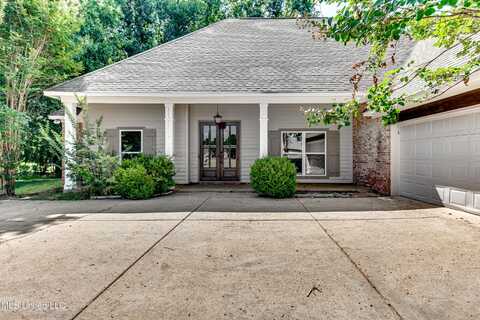 495 Madison Oaks Drive, Madison, MS 39110