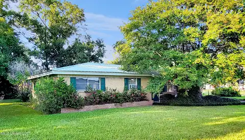 14224 Dedeaux Road, Gulfport, MS 39503