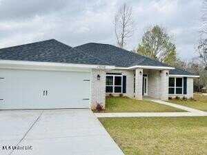 15349 Lakeview Court, Gulfport, MS 39503