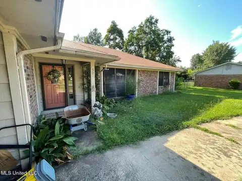 901 Tuckaho Drive, Columbus, MS 39702