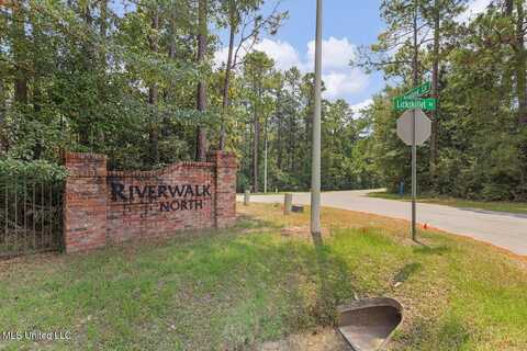 Woodlands Drive, Biloxi, MS 39532