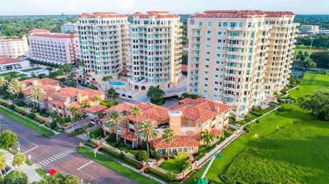 555 5TH AVENUE NE, Saint Petersburg, FL 33701