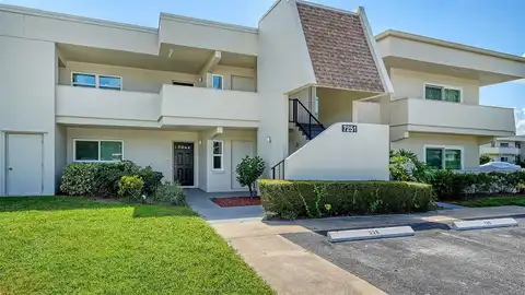 7251 W COUNTRY CLUB DRIVE N, SARASOTA, FL 34243