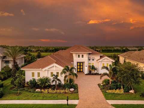 8532 PAVIA WAY, LAKEWOOD RANCH, FL 34202