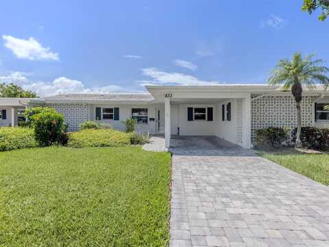 833 WHITE CAP CIRCLE, VENICE, FL 34285