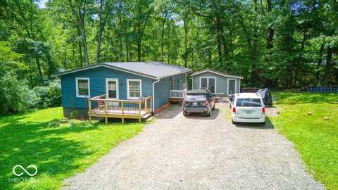 7802 Center Lake Road, Nineveh, IN 46164