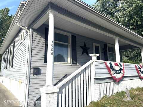 1906 Brockway, Saginaw, MI 48602