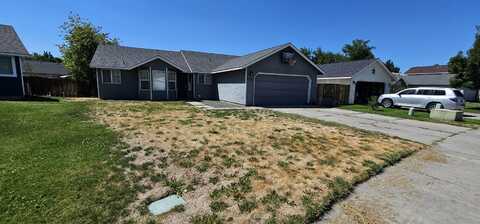 2151 SW 28th Street, Redmond, OR 97756
