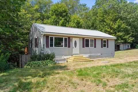 9 Iriquois Dr, Ashburnham, MA 01430