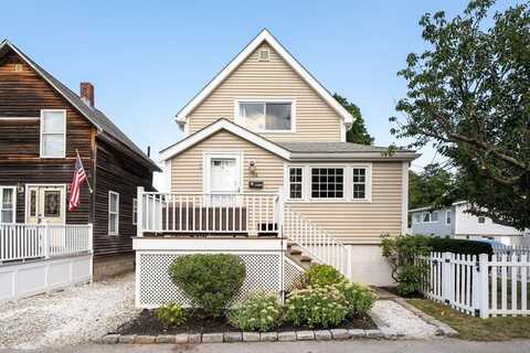 16 Caldwell St, Weymouth, MA 02191