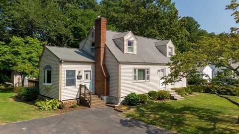 28 Rainbow Ave, Chelmsford, MA 01824