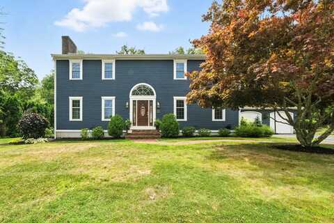 435 Fairway Dr, Somerset, MA 02726