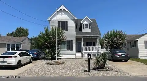 200 Bay Stream Drive, Toms River, NJ 08753