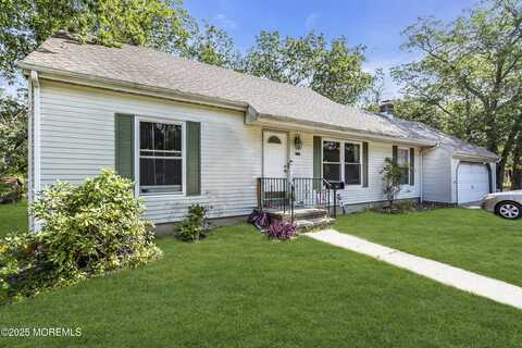 320 Pennsylvania Avenue, Pine Beach, NJ 08741