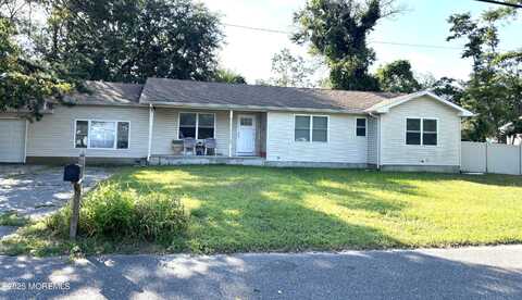 1025 Seaman Avenue, Beachwood, NJ 08722