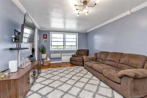 13111 Kew Gardens Road, Kew Gardens, NY 11418