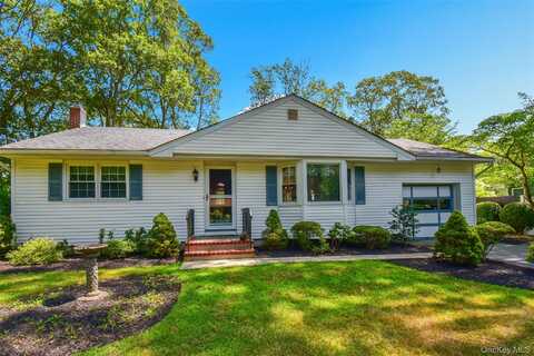41 Marbeth Circle, Miller Place, NY 11764