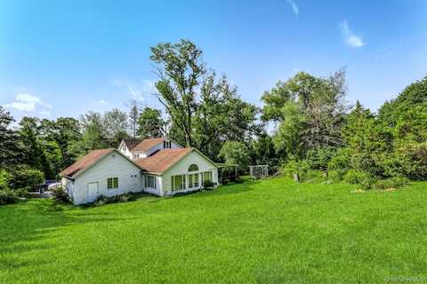 124 Willow Tree Road, Monsey, NY 10952