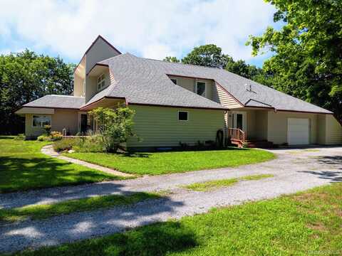 150 Montauk Highway, Westhampton, NY 11977