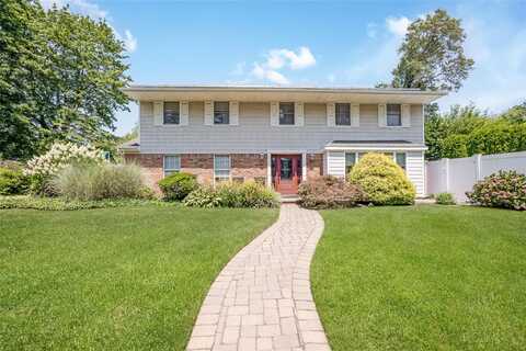115 Wood Lane, Hauppauge, NY 11788