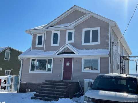 46 Lincoln Place, Massapequa, NY 11758