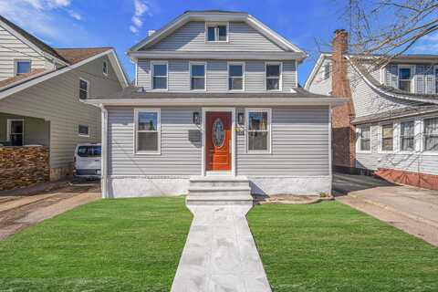 20 Colonial Road, Floral Park, NY 11001