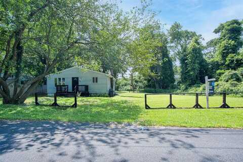 46 Saint George Drive, Shirley, NY 11967
