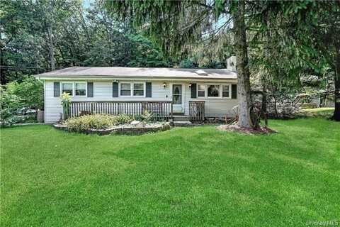 35 Peddler Hill Road, Monroe, NY 10950