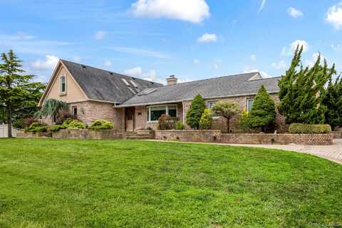 127 Church Road, Great River, NY 11739