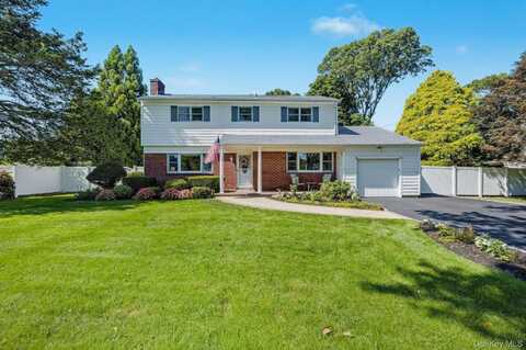 7 Roderick Court, East Northport, NY 11731